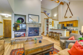 Walk to Ski Lift Renovated Condo in Breckenridge! Breckenridge